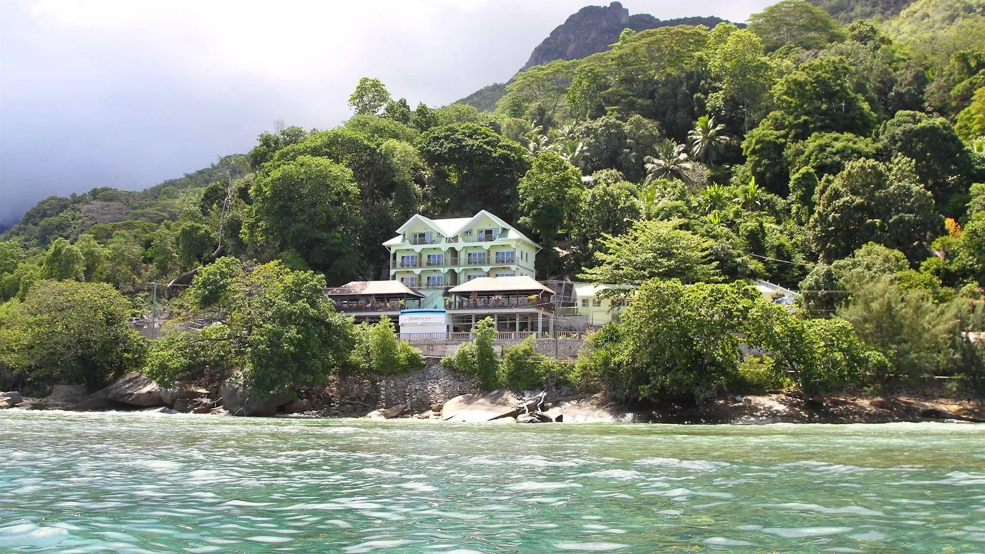 Treasure Cove Hotel & Restaurant Bel Ombre
