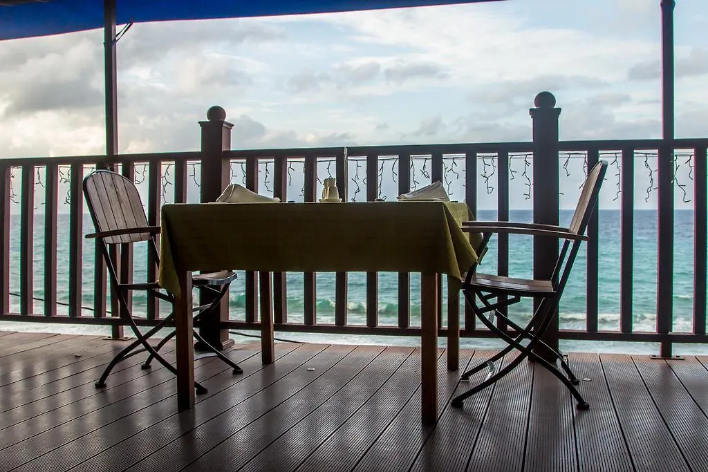 Treasure Cove Hotel & Restaurant Bel Ombre