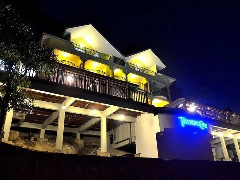 Treasure Cove Hotel & Restaurant Bel Ombre 3*,
